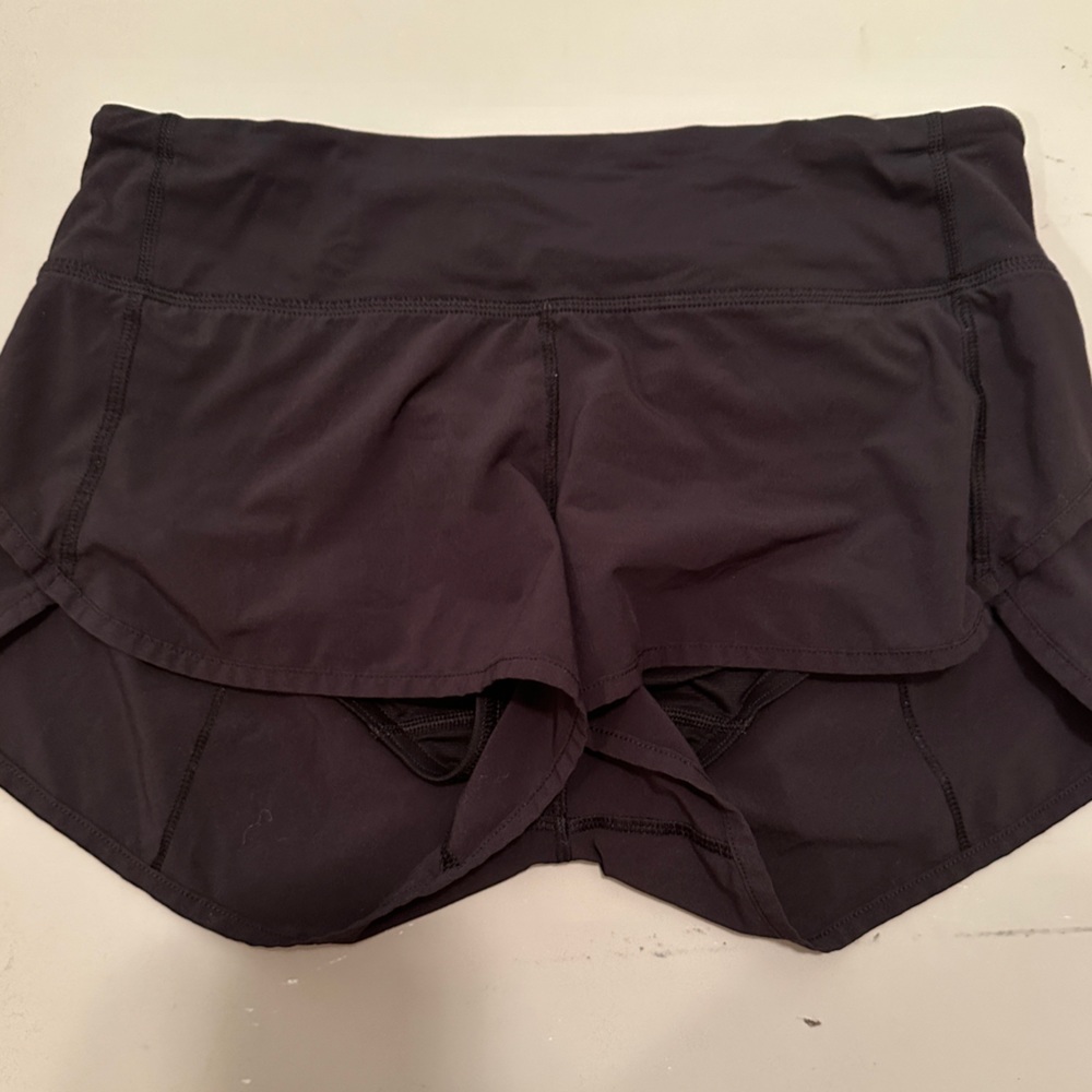 Lululemon speed up shorts, black, size 4, 2.5 inch inseam